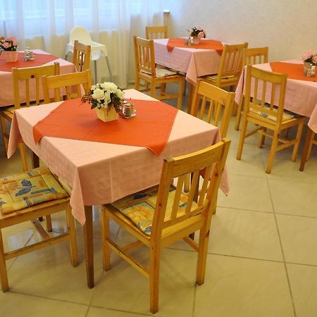 Harmony Panzio Bed & Breakfast Hajdúszoboszló Екстериор снимка